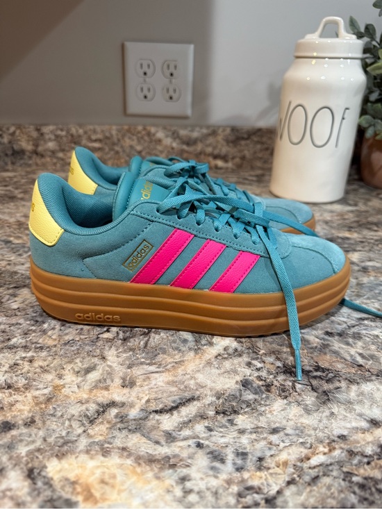 adidas Shoes - NWOT ADIDAS VL Court Bold Teal/Bright Pink